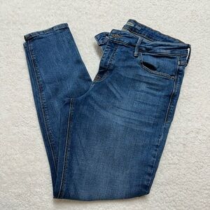 Old Navy Jeans Rockstar Super Skinny Size 8